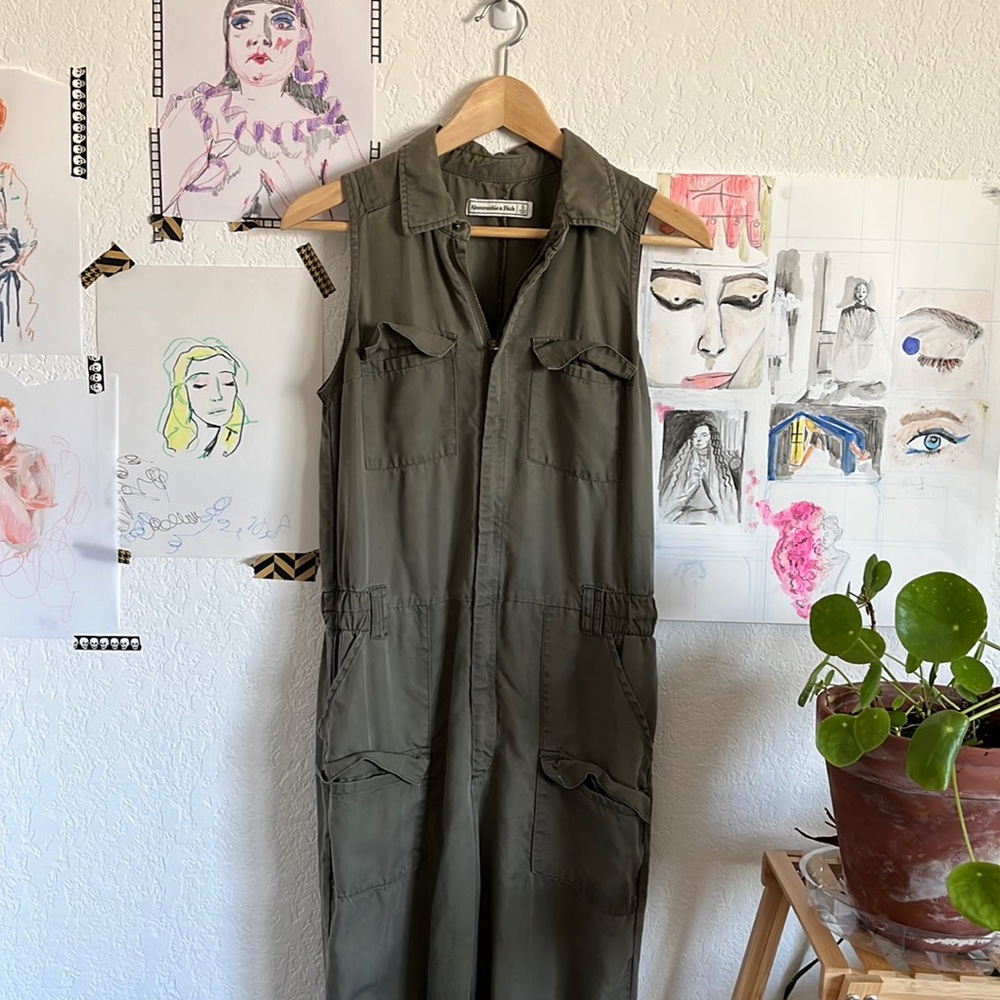Abercrombie Sleeveless Utility Jumpsuit